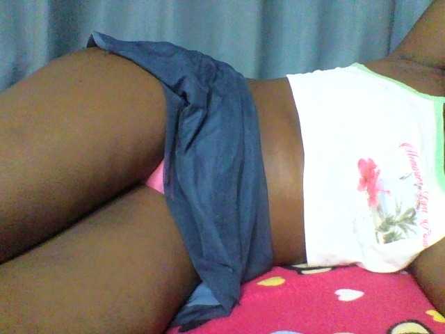 Sexxyblacky live cam preview