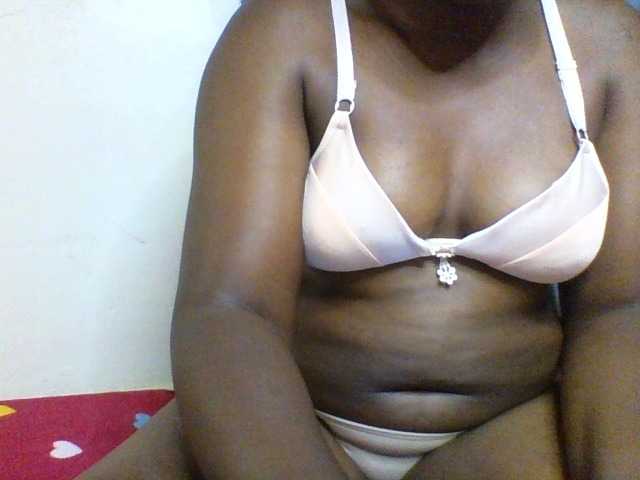 Sexxyblacky — live female cam