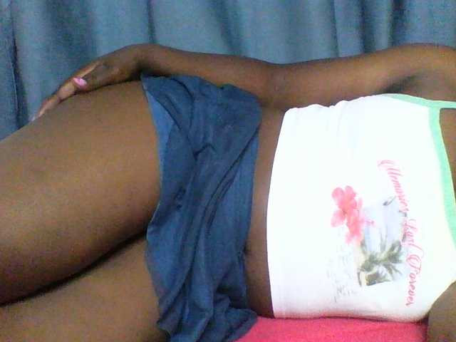 Sexxyblacky live cam preview