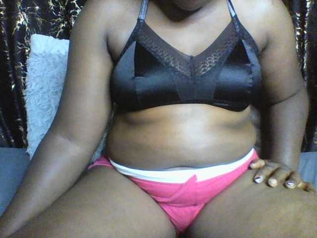 Sexxyblacky, live now on BongaCams