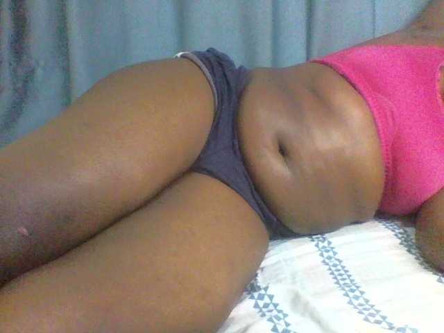 Sexxyblacky live cam preview