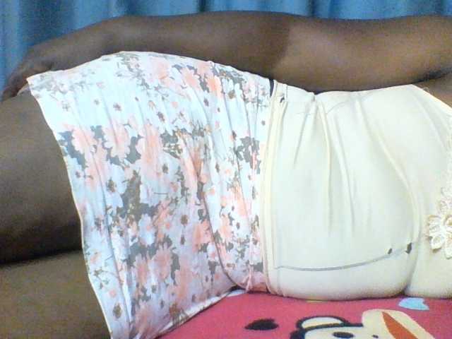 Sexxyblacky live cam preview