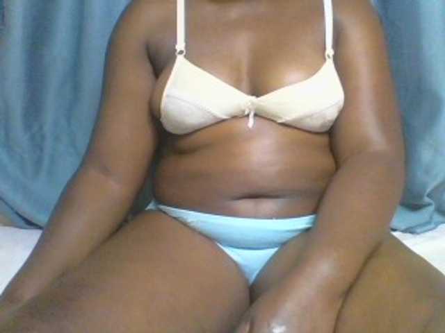 Sexxyblacky live webcam show