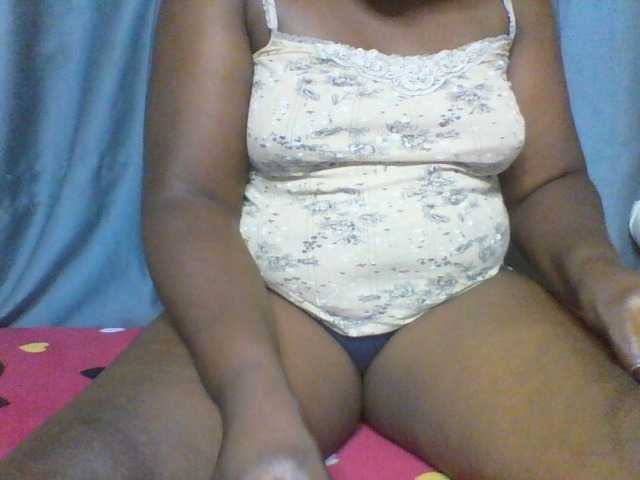 Sexxyblacky live cam preview