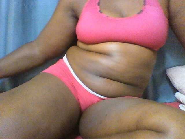 Sexxyblacky live cam preview