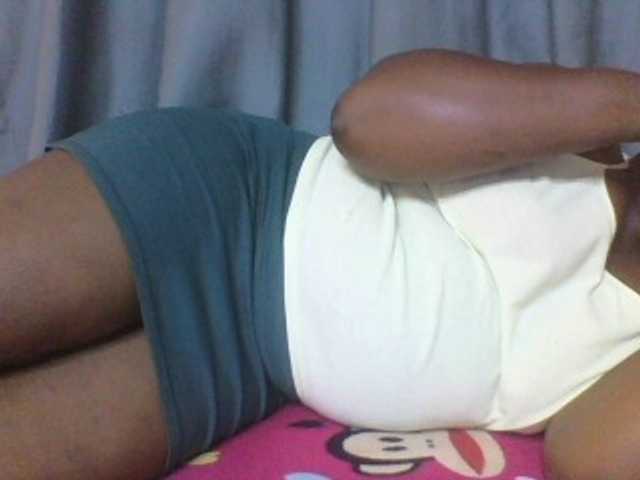 Sexxyblacky live cam preview