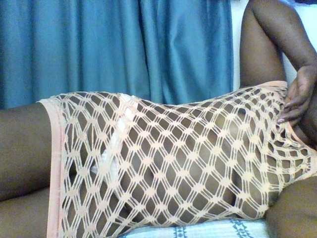 Sexxyblacky live cam on UnifiedCams