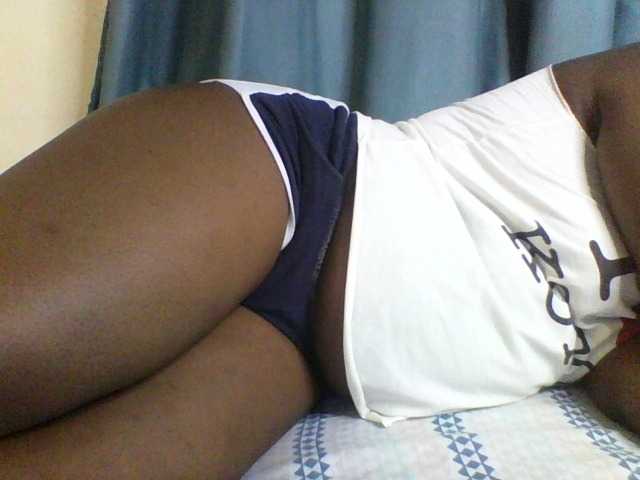 Sexxyblacky, en directo ahora en BongaCams