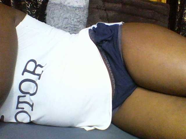 Sexxyblacky live cam preview