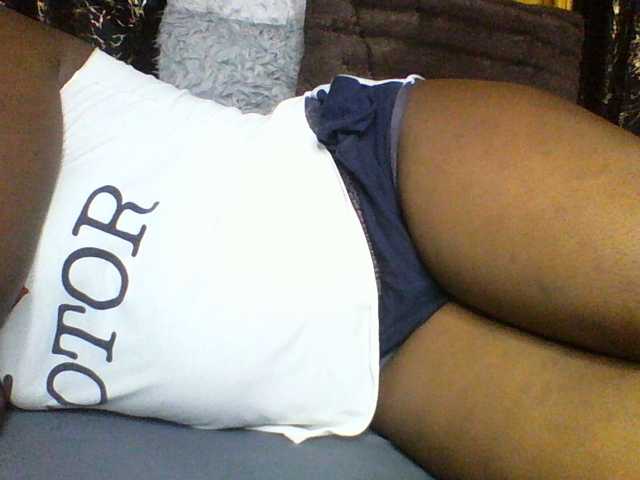 Sexxyblacky live cam preview