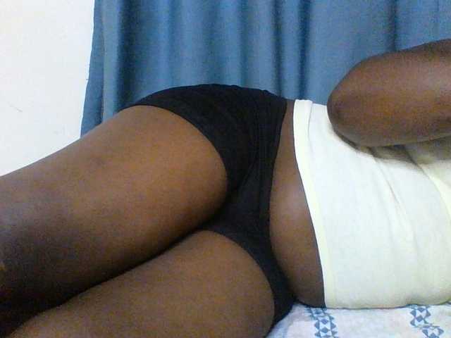 Sexxyblacky live cam preview