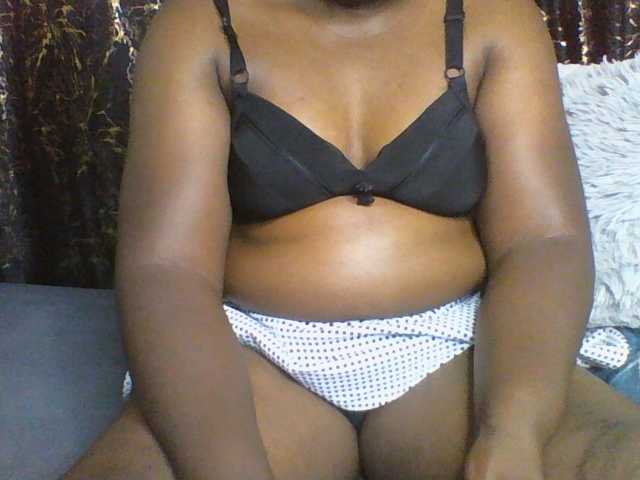 Sexxyblacky live cam on BongaCams