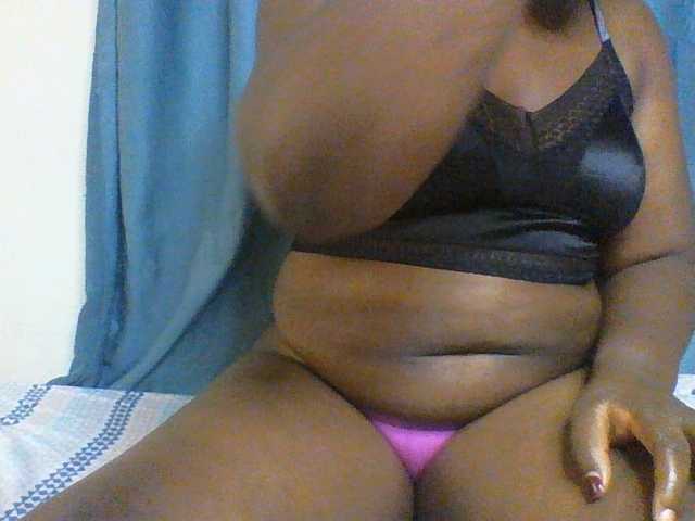 Sexxyblacky live webcam show