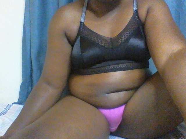 Sexxyblacky live webcam show