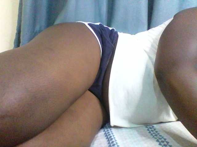Sexxyblacky, en directo ahora en BongaCams