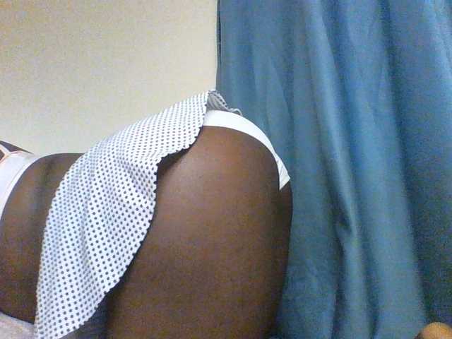 Sexxyblacky live webcam show
