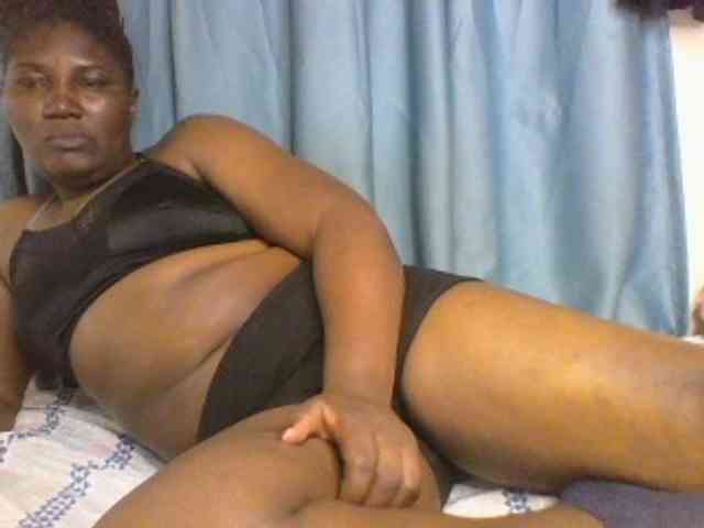 Sexxyblacky webcam