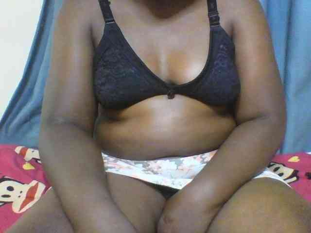 Sexxyblacky webcam