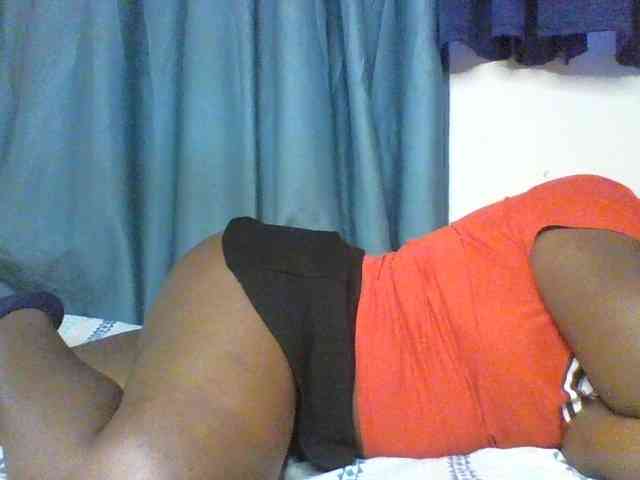 sexxyblacky's live room