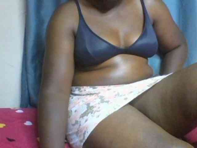 Sexxyblacky webcam