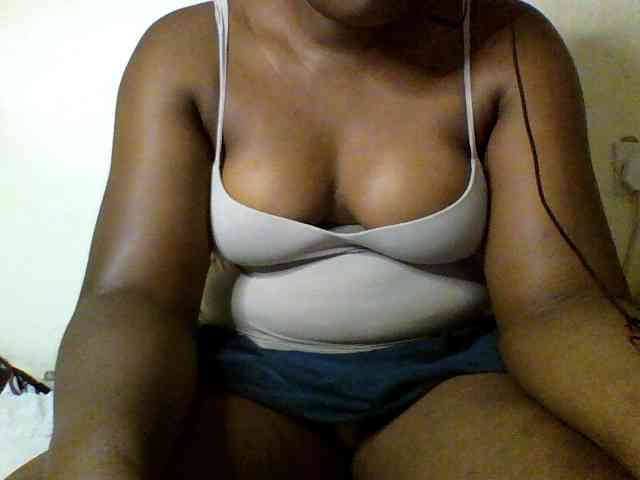 Sexxyblacky webcam