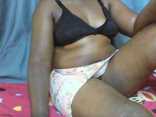 sexxyblacky's live room