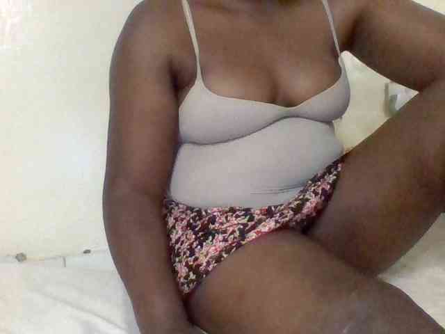 Sexxyblacky webcam