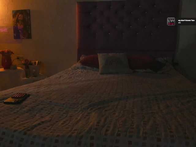 elekttra-cod live sex show