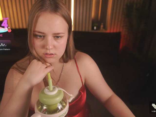 CrystallPaws live cam on BongaCams
