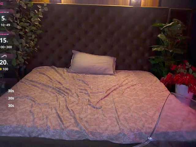 CrystallPaws live cam on BongaCams
