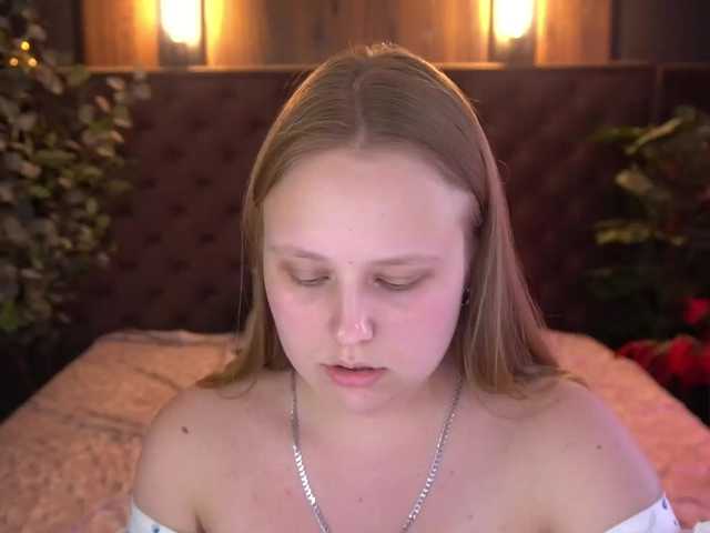 CrystallPaws live cam on BongaCams