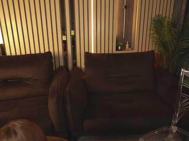 CrystallPaws live cam on BongaCams