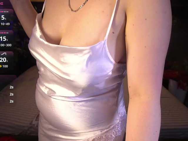 CrystallPaws live cam on BongaCams