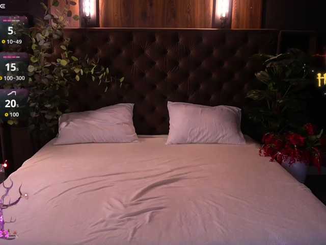 CrystallPaws live cam on BongaCams