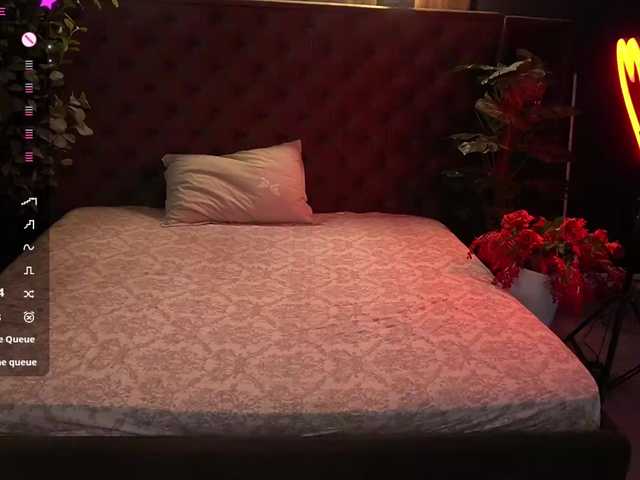 CrystallPaws live cam on BongaCams