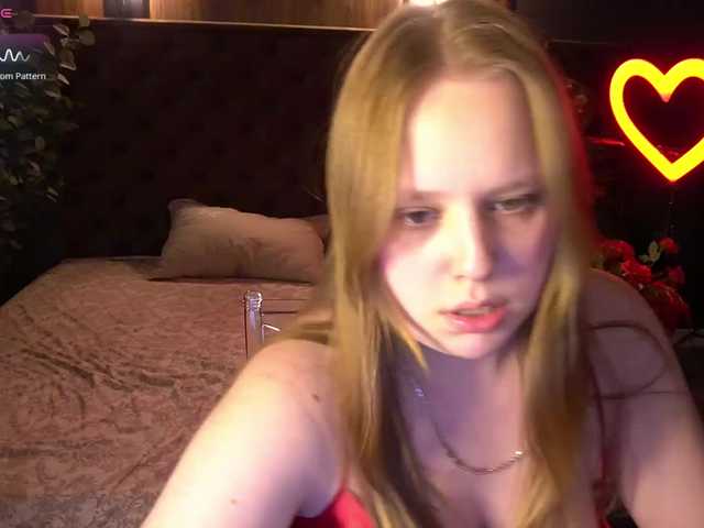 CrystallPaws live cam on BongaCams