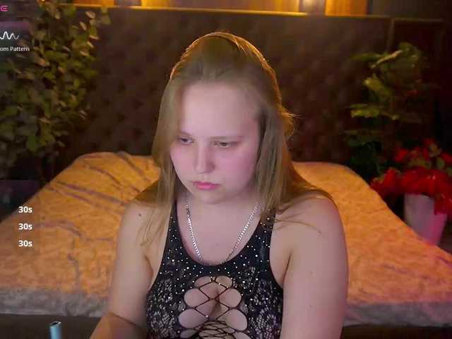 CrystallPaws live cam on BongaCams