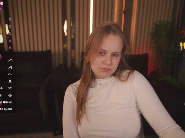 CrystallPaws live cam on BongaCams