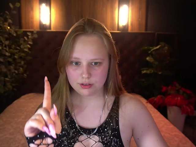 CrystallPaws live cam on BongaCams