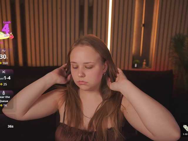 CrystallPaws live cam on BongaCams
