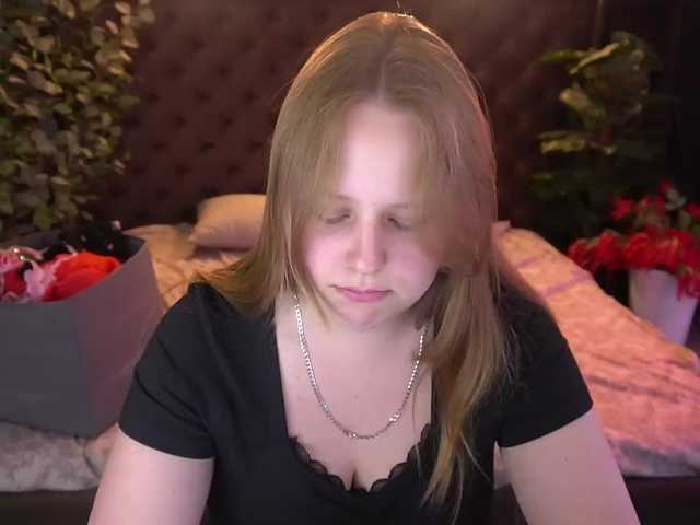 CrystallPaws live cam on BongaCams