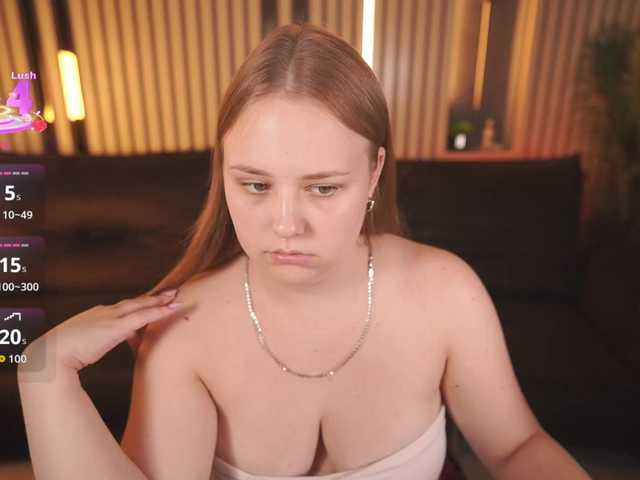 CrystallPaws live cam on BongaCams