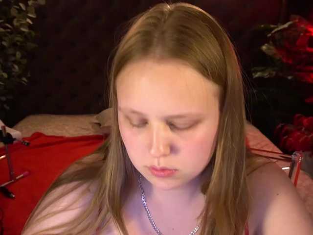 CrystallPaws live cam on BongaCams