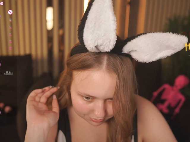CrystallPaws live cam on BongaCams