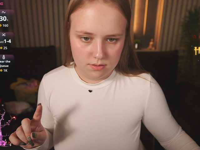 CrystallPaws live cam on BongaCams