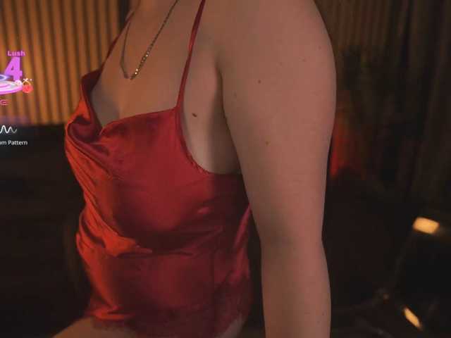CrystallPaws live cam on BongaCams