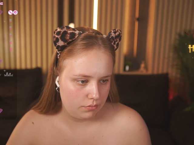 CrystallPaws live cam on BongaCams