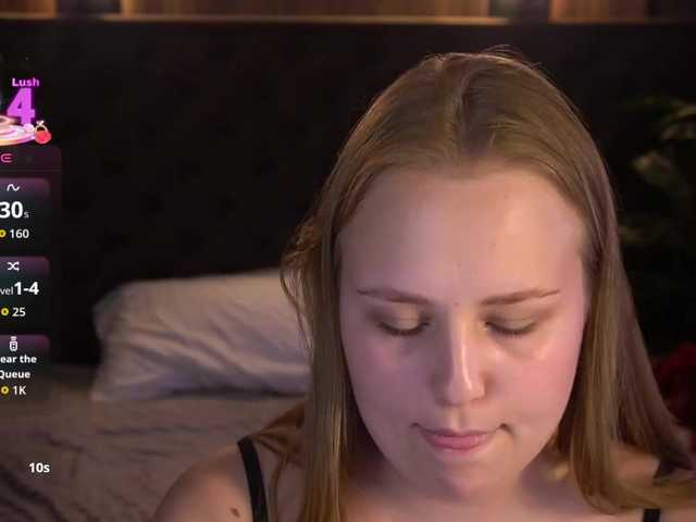 CrystallPaws live cam on BongaCams