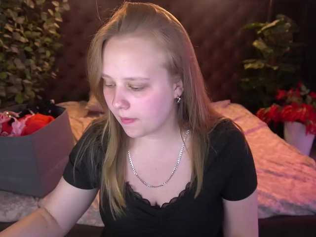 CrystallPaws live cam on BongaCams