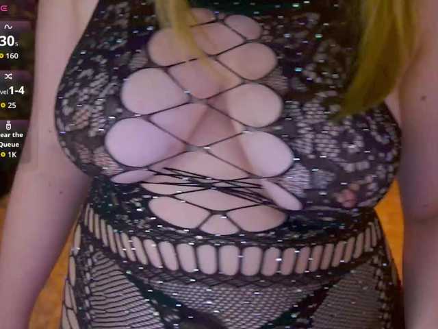 CrystallPaws live cam on BongaCams